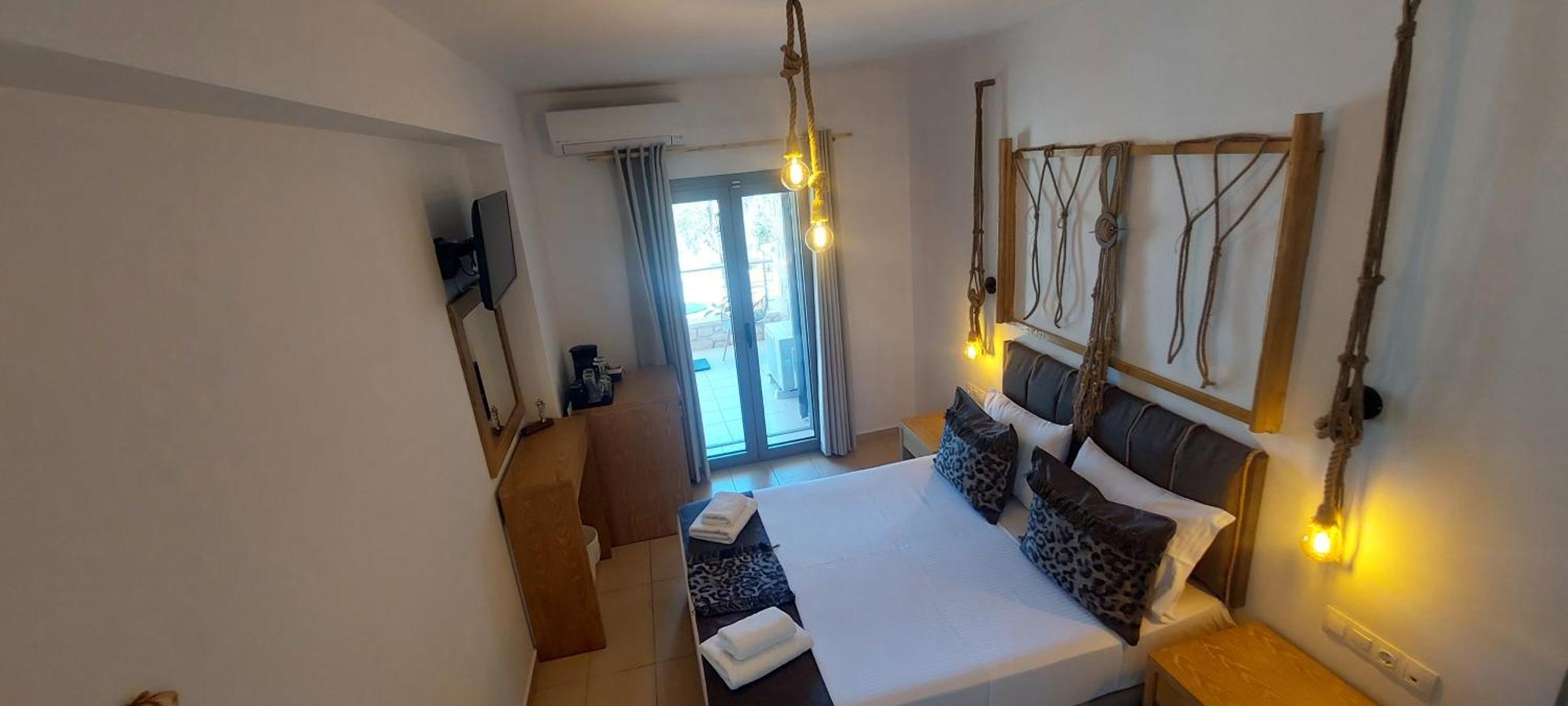 Selinopetra Rooms Elafonissos Exterior foto